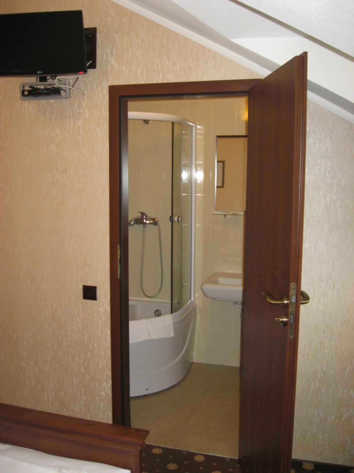 Shato Paradis Hotel Irpin Δωμάτιο φωτογραφία