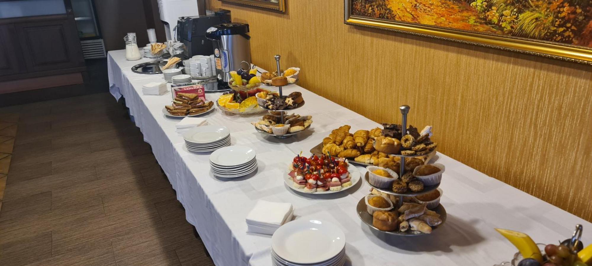 Shato Paradis Hotel Irpin Εξωτερικό φωτογραφία
