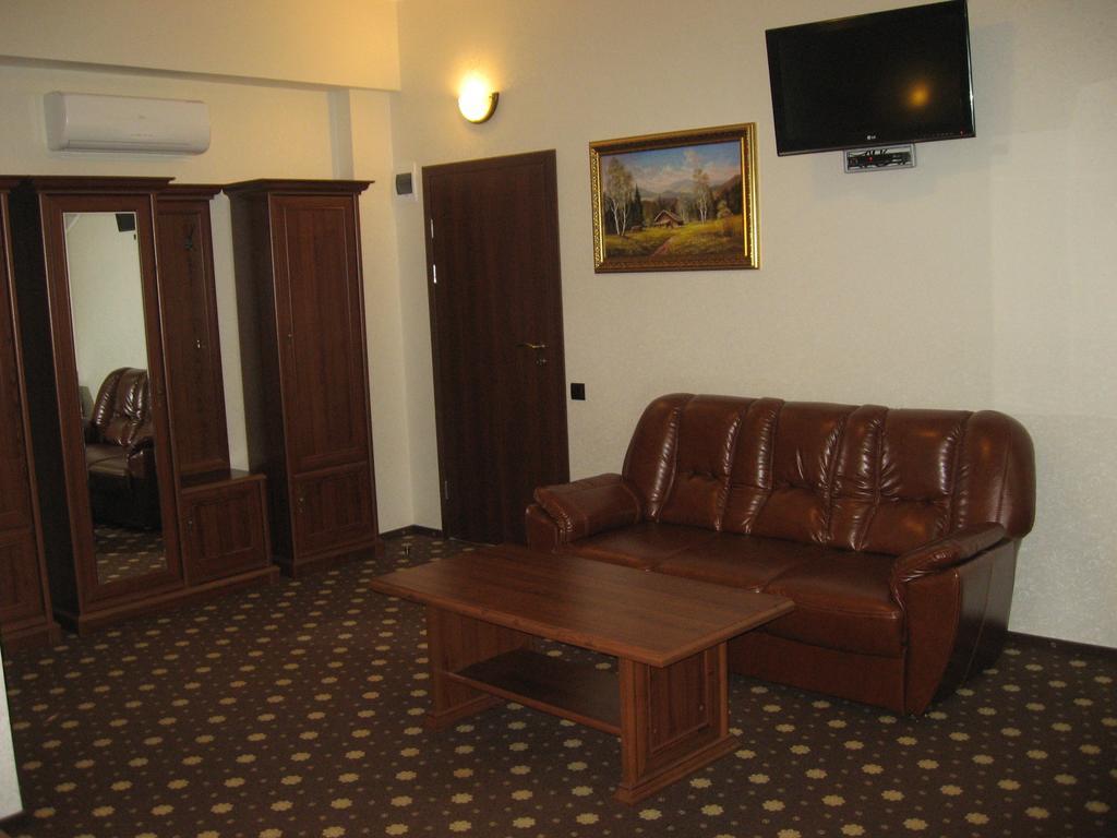 Shato Paradis Hotel Irpin Δωμάτιο φωτογραφία