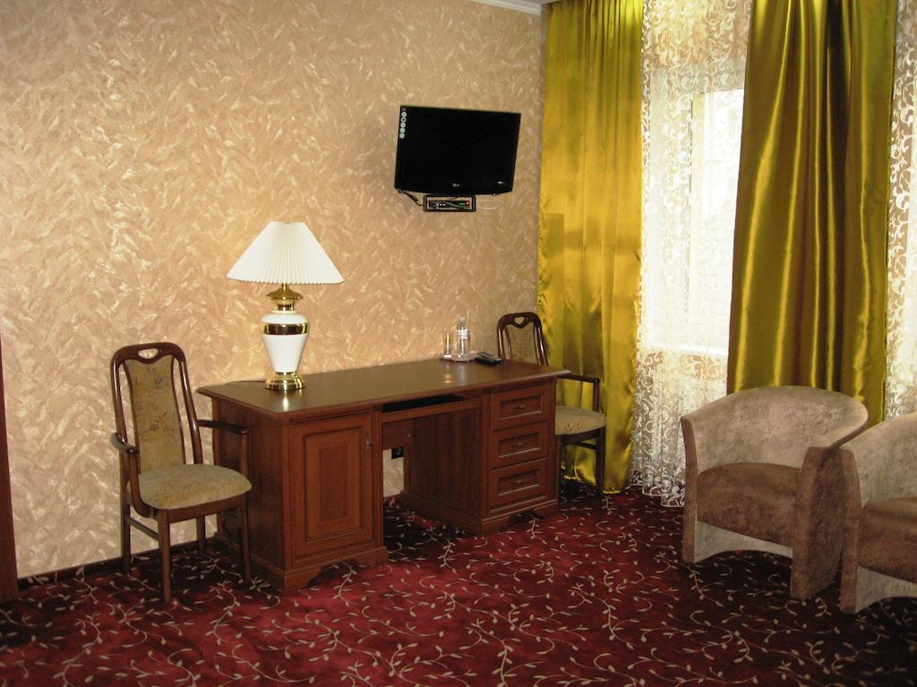 Shato Paradis Hotel Irpin Δωμάτιο φωτογραφία